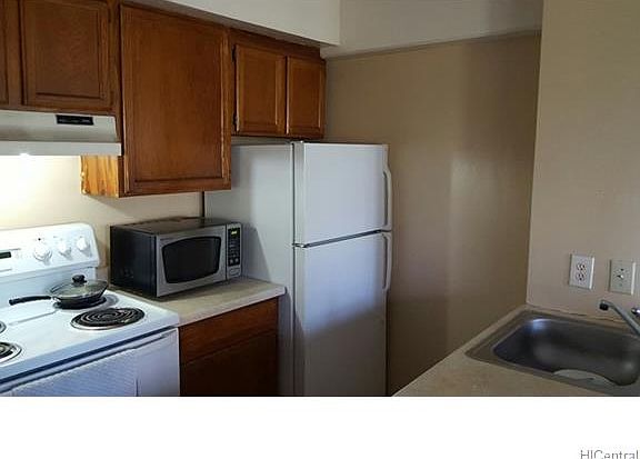 3rd image of 1690 Ala Moana Blvd APT 405