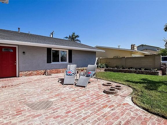 5th image of 5061 Loyola Ave