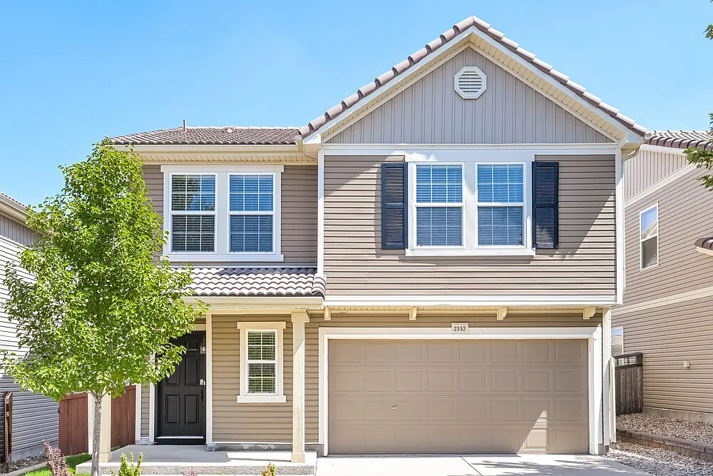 3 bed, 2.5 bath, 1844 sqft, $2,855 — Photo 1