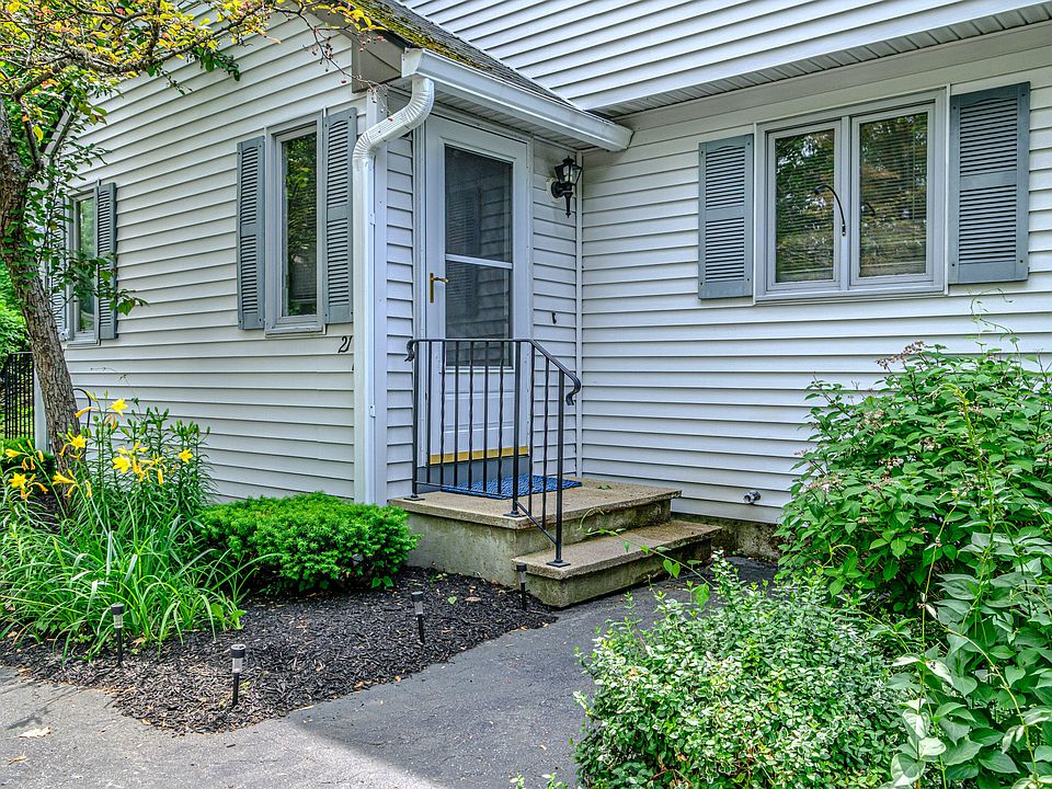 1st image of 21 Valley Street #13