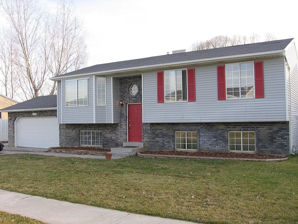 1st image of 6009 W Swanbridge Dr