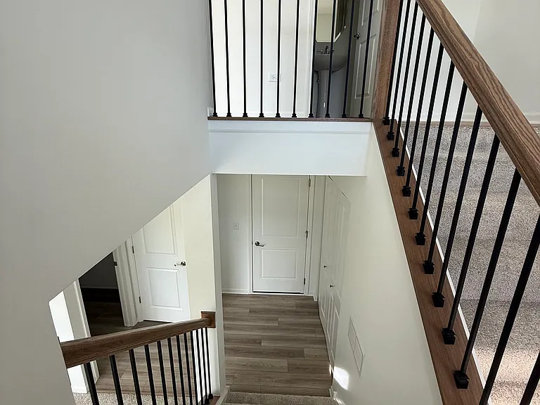 2236 Stonegate Rd — Photo 11