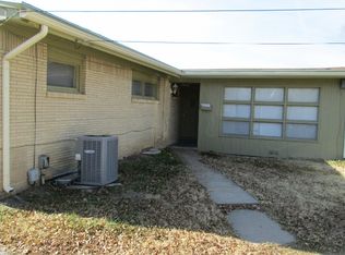 5042 E Pawnee St, Wichita, KS 67218
