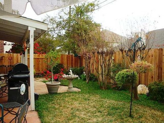 2nd image of 8217 Broken Branch Dr