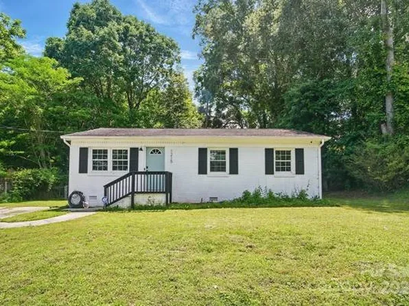1215 Cardinal Dr #9, Gastonia, NC 28052