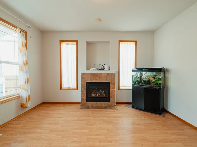 8451 SE 78th Pl — Photo 3