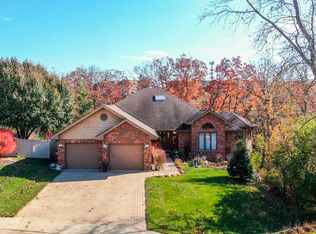 6013 Andres Ave, Tinley Park, IL 60477