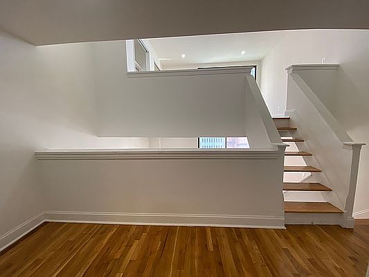 2nd image of 123 E 54th St APT 2C