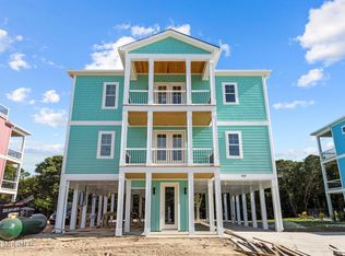 935 Salter Path Rd, Salter Path, NC 28512