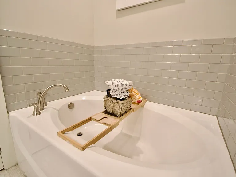 1408 Gatewood Pl — Photo 16