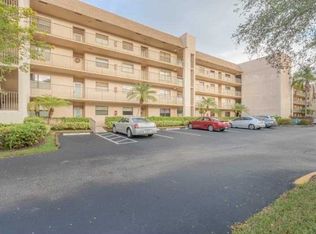 10451 Sunrise Lakes Blvd APT 104, Sunrise, FL 33322