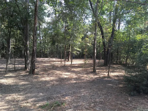 1930 Autumn Ridge Dr, Conroe, TX 77304