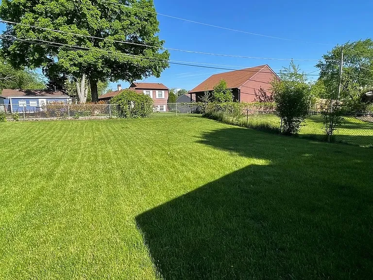 70 Walnut Ct — Photo 11