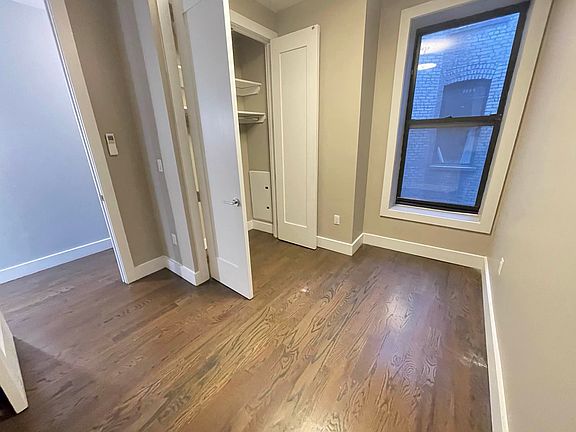 4th image of 162 Woodruff Ave #2A