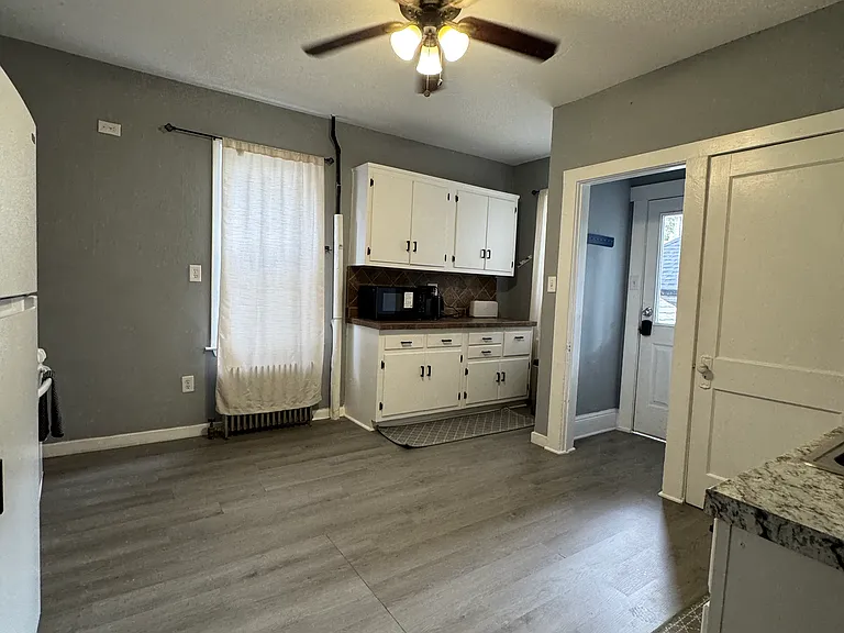 154 Hayward Pl #1 — Photo 11