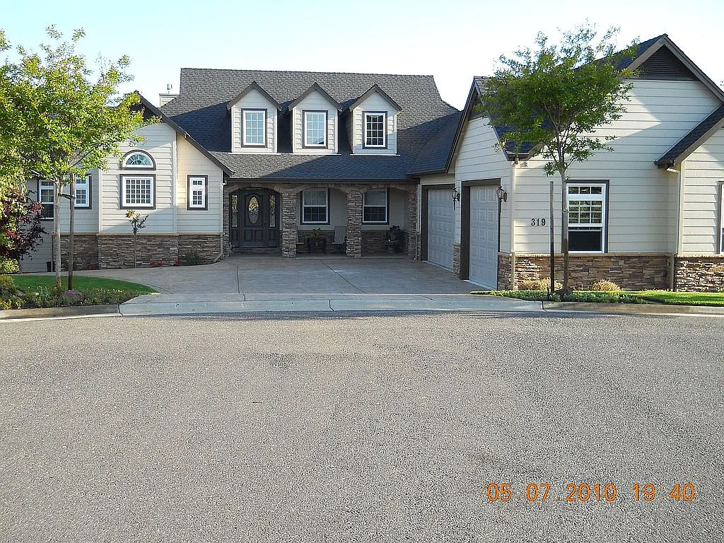 319 Prospect Ct photo 1