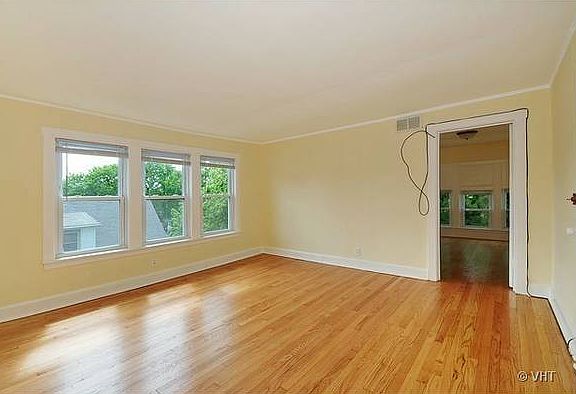4th image of 2232 W Berwyn Ave #3