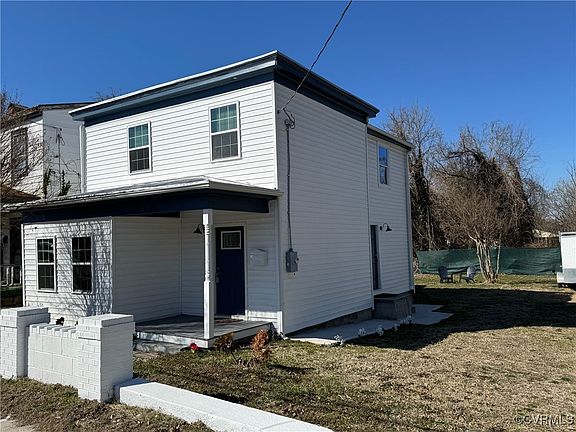 4th image of 321 Saint Matthew St