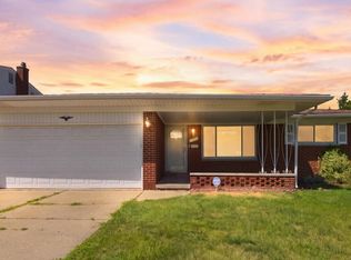 11165 Hanna Dr, Sterling Heights, MI 48312