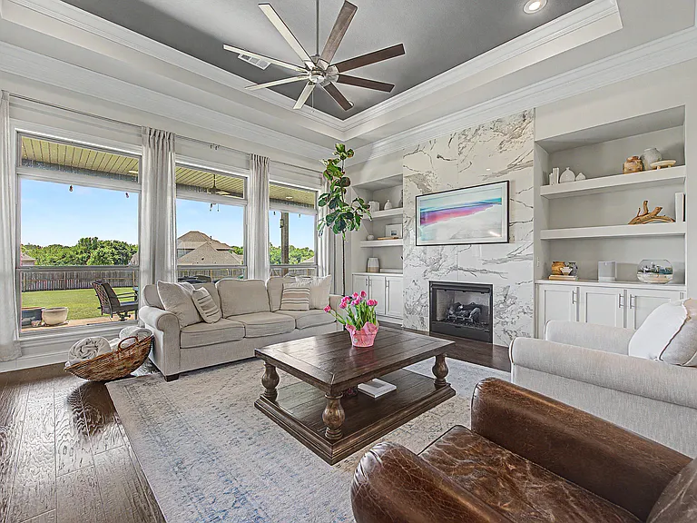 1007 Bendelow Dr — Photo 4