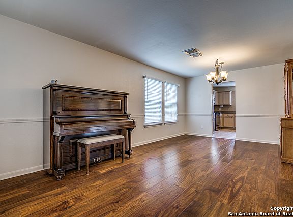 2nd image of 181 Spice Oak Ln
