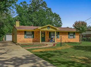 9529 Powers Rd, Shreveport, LA 71106