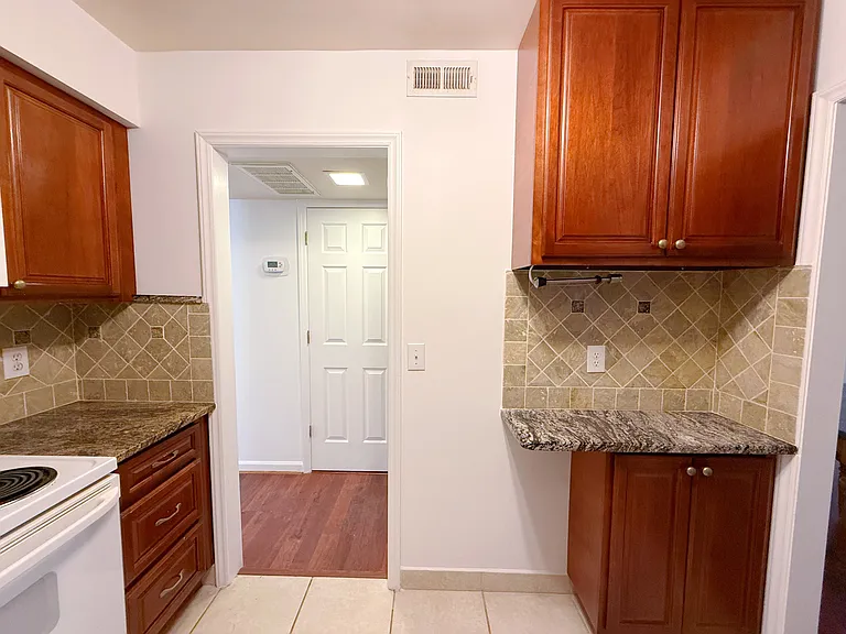 107 Cooper Glen Pl #G2 — Photo 9