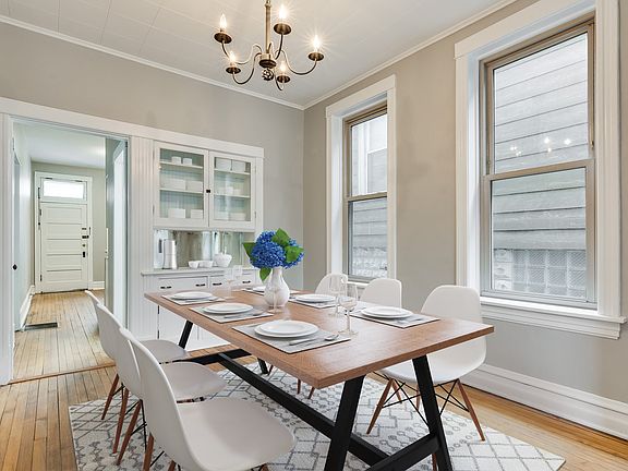 4th image of 1920 W Cortland St #1
