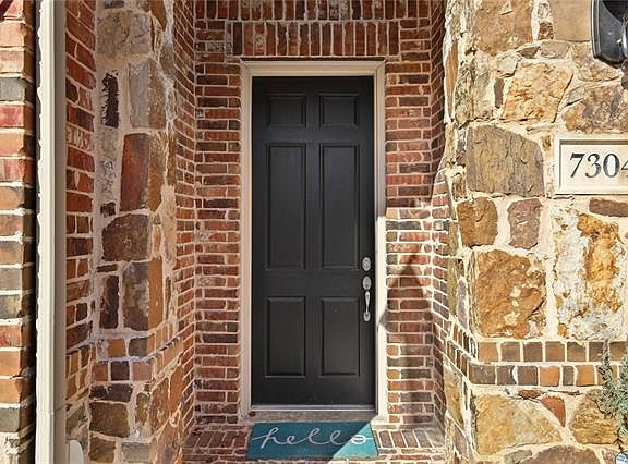 4th image of 7304 Oak Valley Ct