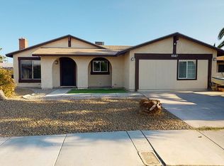 6547 Boxwood Ln, Las Vegas, NV 89103