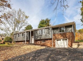 320 Vaneal Rd, Washington, PA 15301