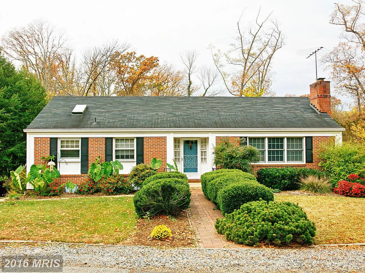 1526 Circle Dr photo 1
