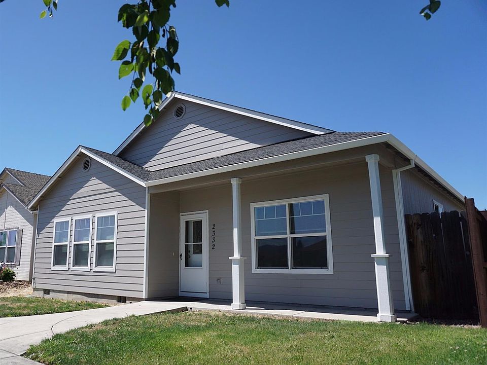 1st image of 2332 Maple Park Dr
