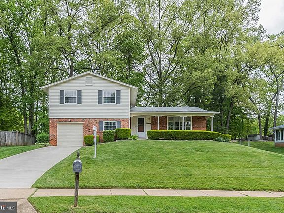3rd image of 5315 Stonington Dr