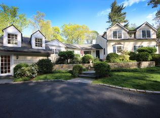 52 Pecksland Rd, Greenwich, CT 06831