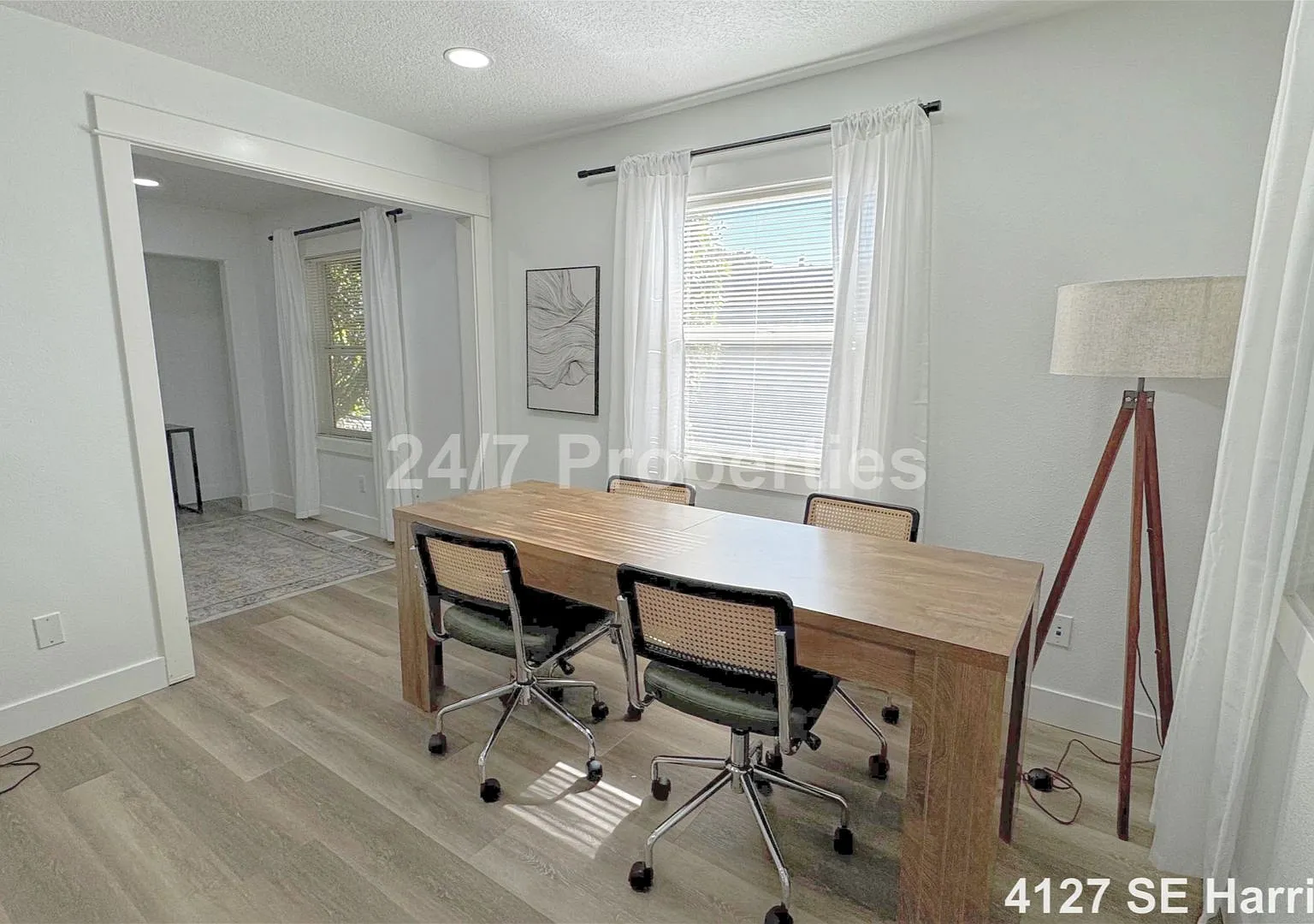 Remodeled 2 BD | 1.5 BA Home w/ Large Yard - Milwaukie — Photo 2