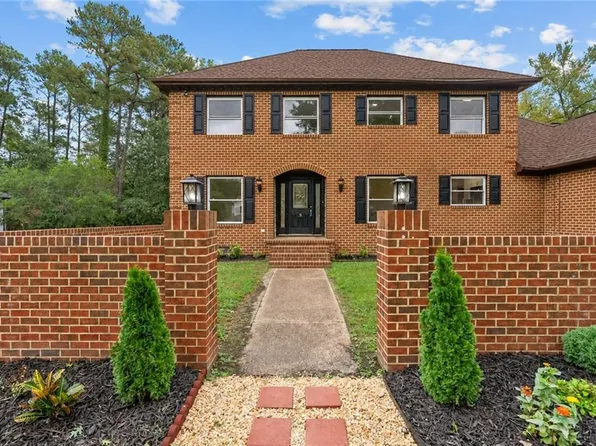 9 Rhodelia Ln, Poquoson, VA 23662