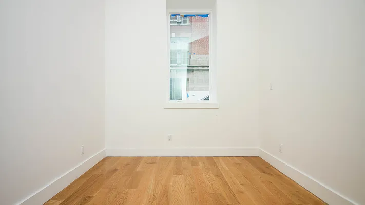 Rented by Nooklyn NYC LLC | media 7