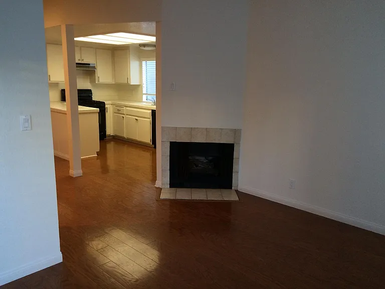 531 11th St #D — Photo 3