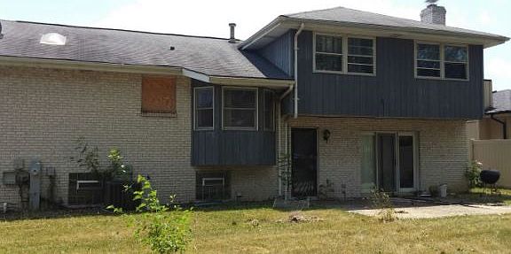 4th image of 4030 188th St