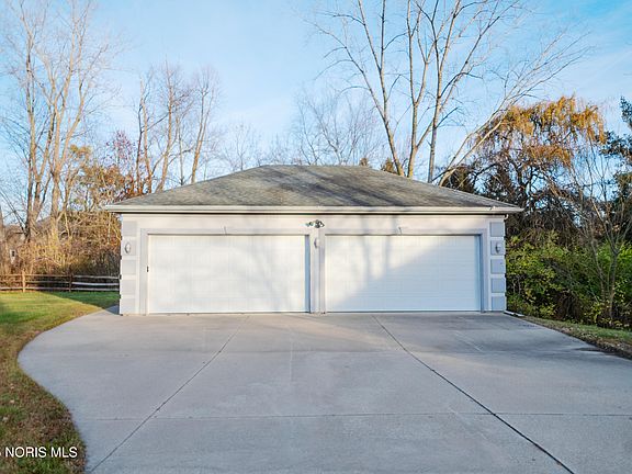3rd image of 3423 Stonebrooke Ln