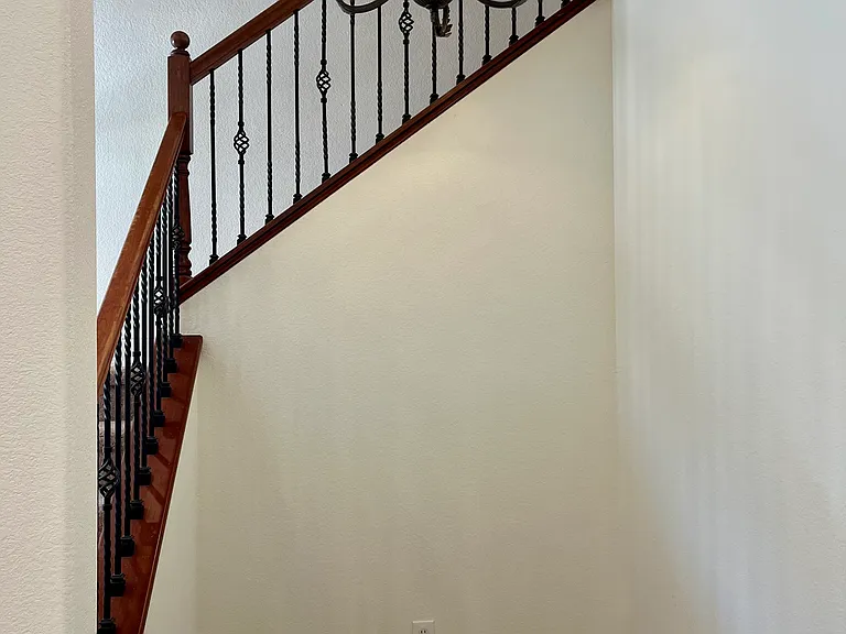1679 Whispering Wind Dr — Photo 16