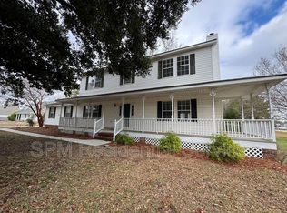 8973 Stephens Church Rd, Wilmington, NC 28411