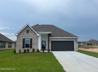7216 Pencarrow Cir, Ocean Springs, MS 39564