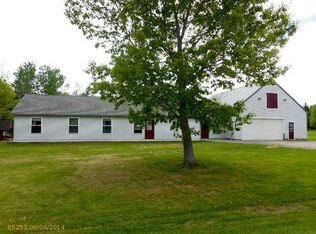 179 Levenseller Rd, Holden, ME 04429