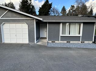 1011 Brookdale Rd E, Tacoma, WA 98445