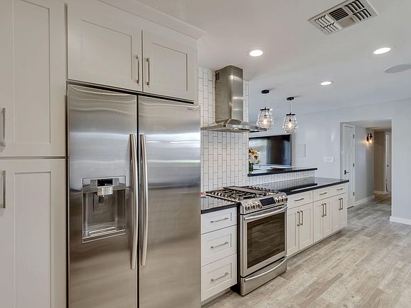 5th image of 2621 N 68th Pl