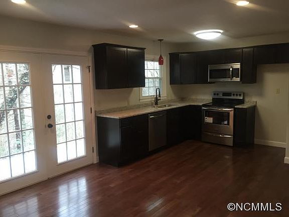 4th image of 145 Laurelwood Dr