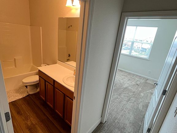 4th image of 139 Rosella Pl