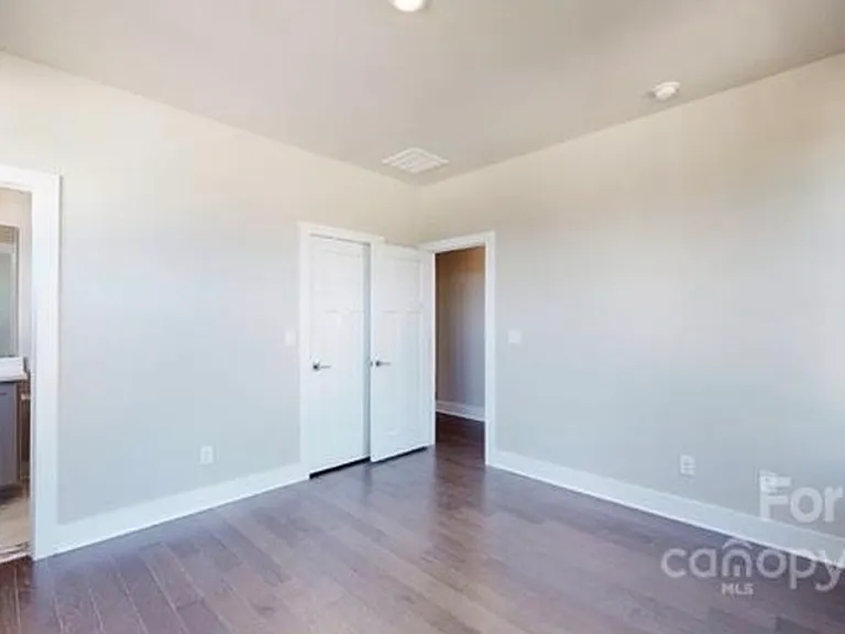 11807 Fiddlers Roof Ln — Photo 16